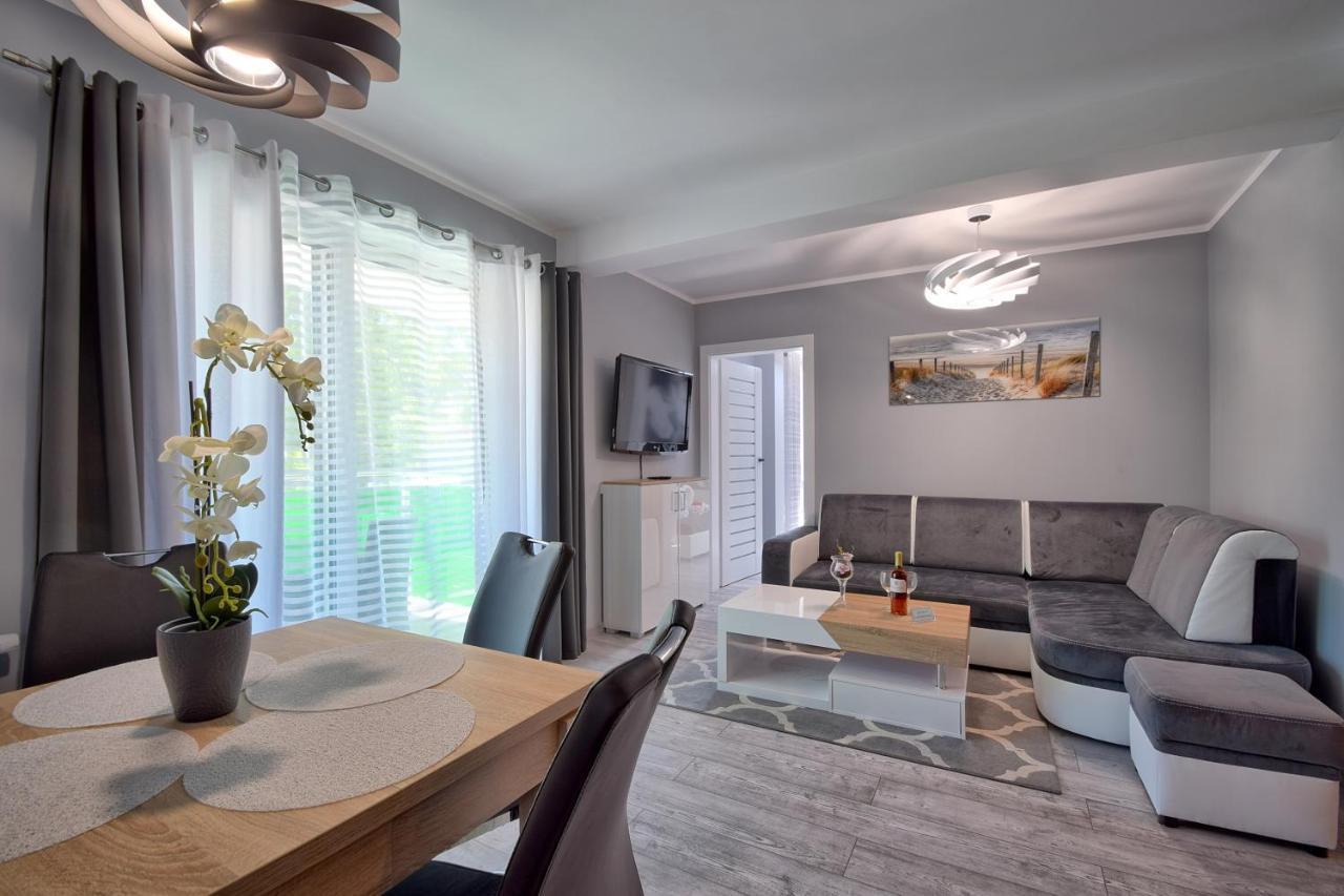 Sea-View Apartamenty Kolorowe Balkony Miedzyzdroje Bagian luar foto