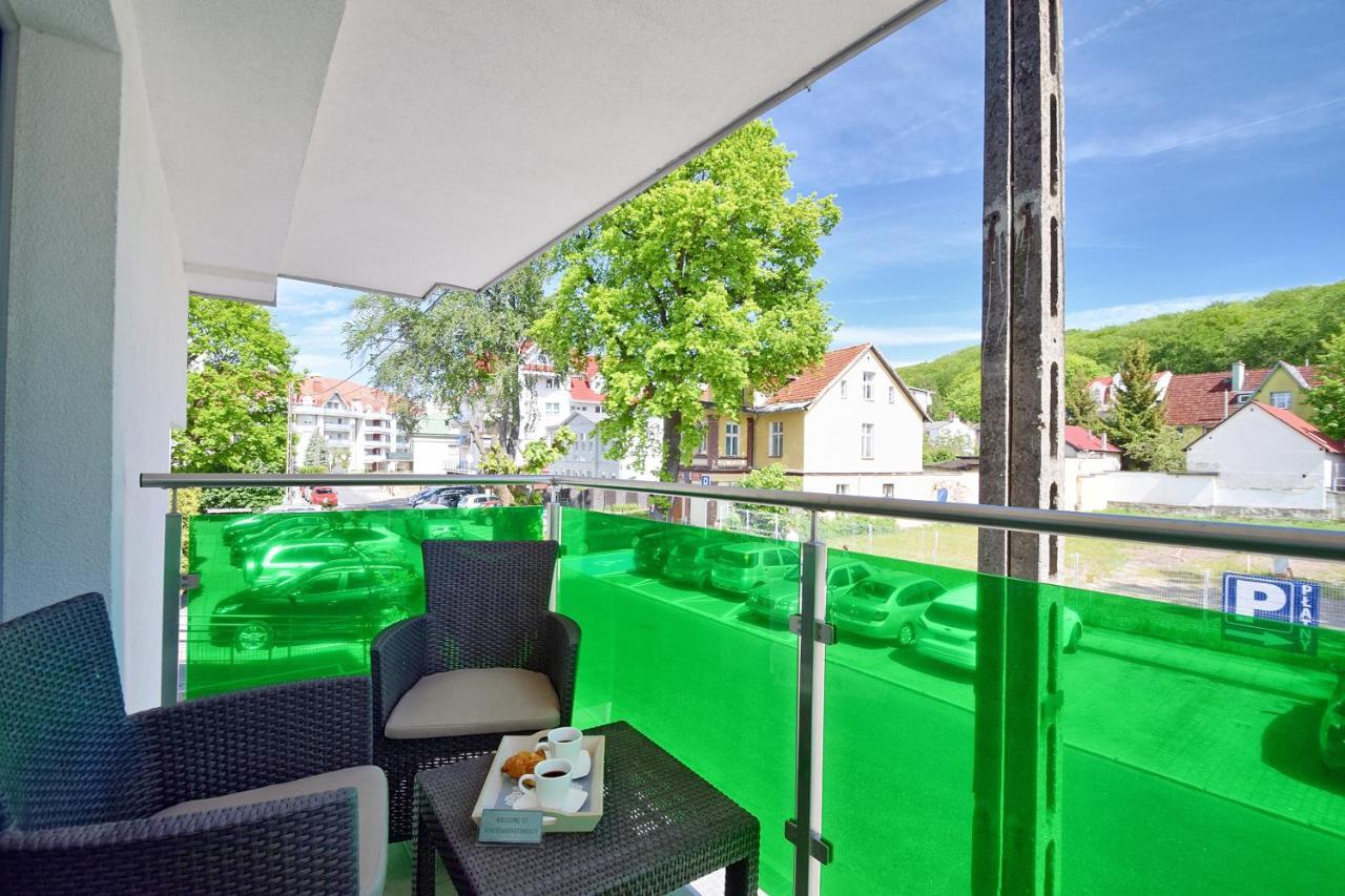 Sea-View Apartamenty Kolorowe Balkony Miedzyzdroje Bagian luar foto